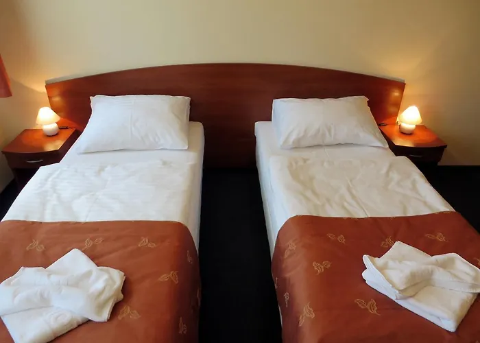 מלון דירות Protos 3*