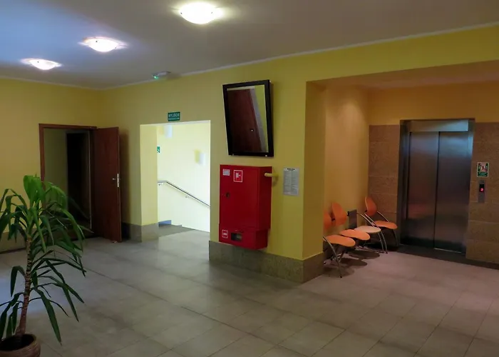 Protos מלון דירות Knurów