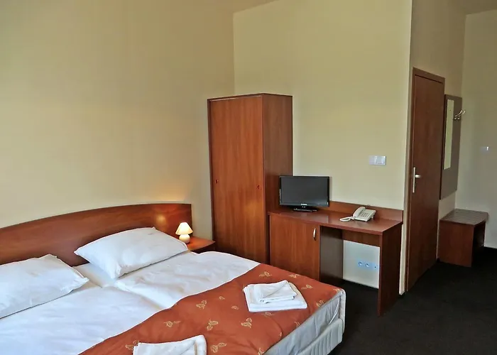 מלון דירות Protos 3*